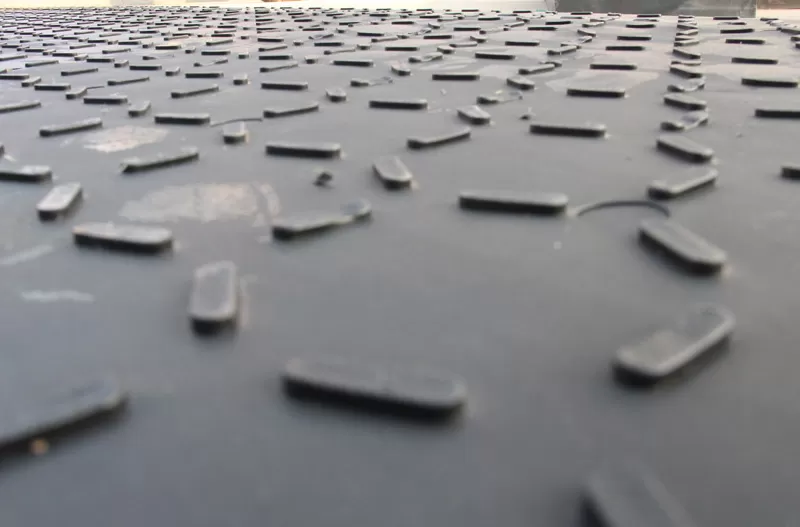 plastic ground cover mat