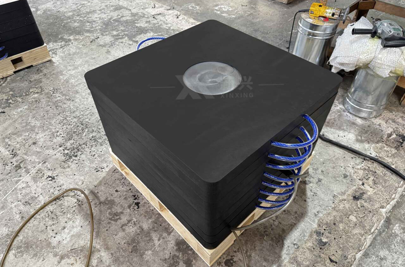 NEW type crane feet pads