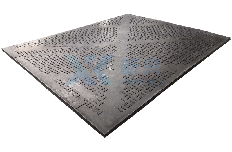 Heavy duty plastic road mats