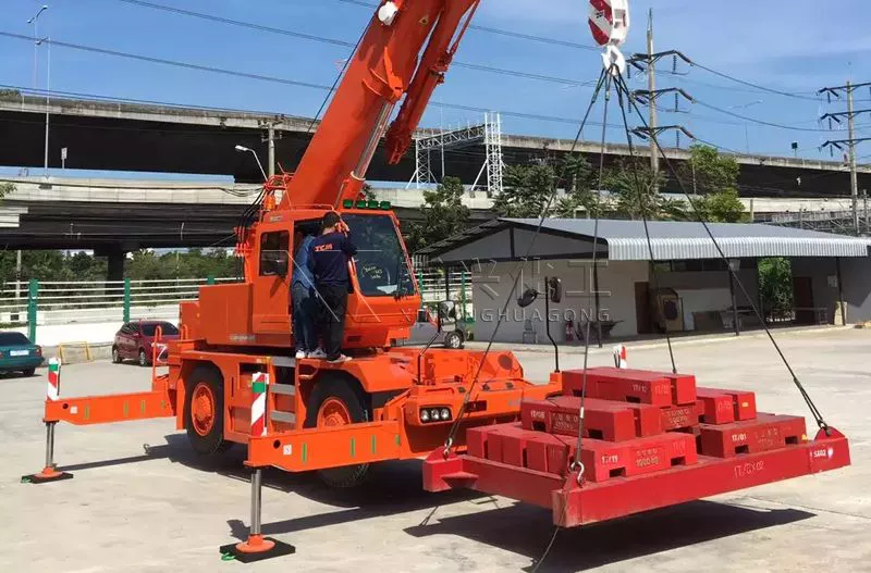 Crane outrigger stabilizer pad