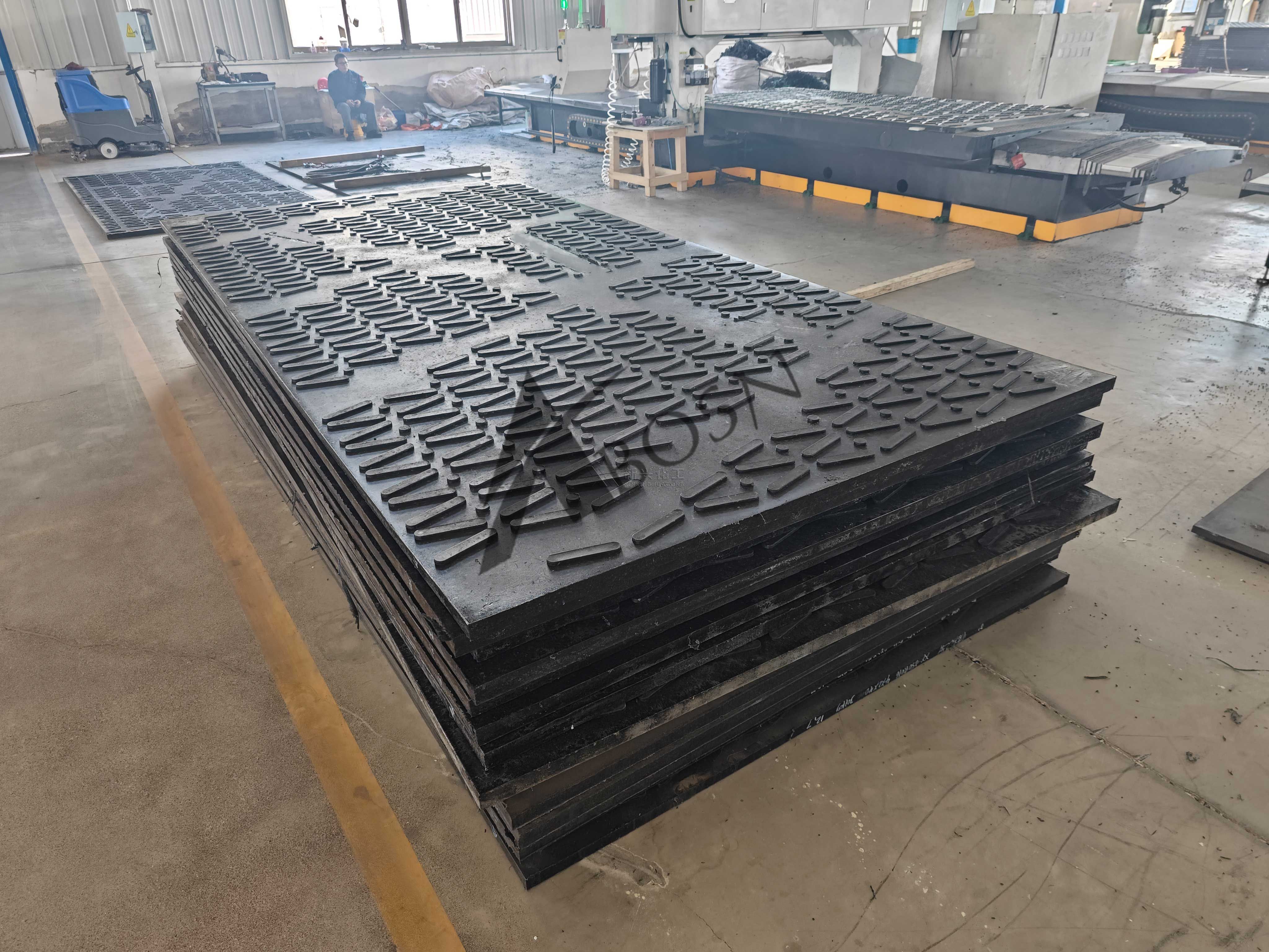 3000*2500mm Construction Road Mats Ground Protection Mats