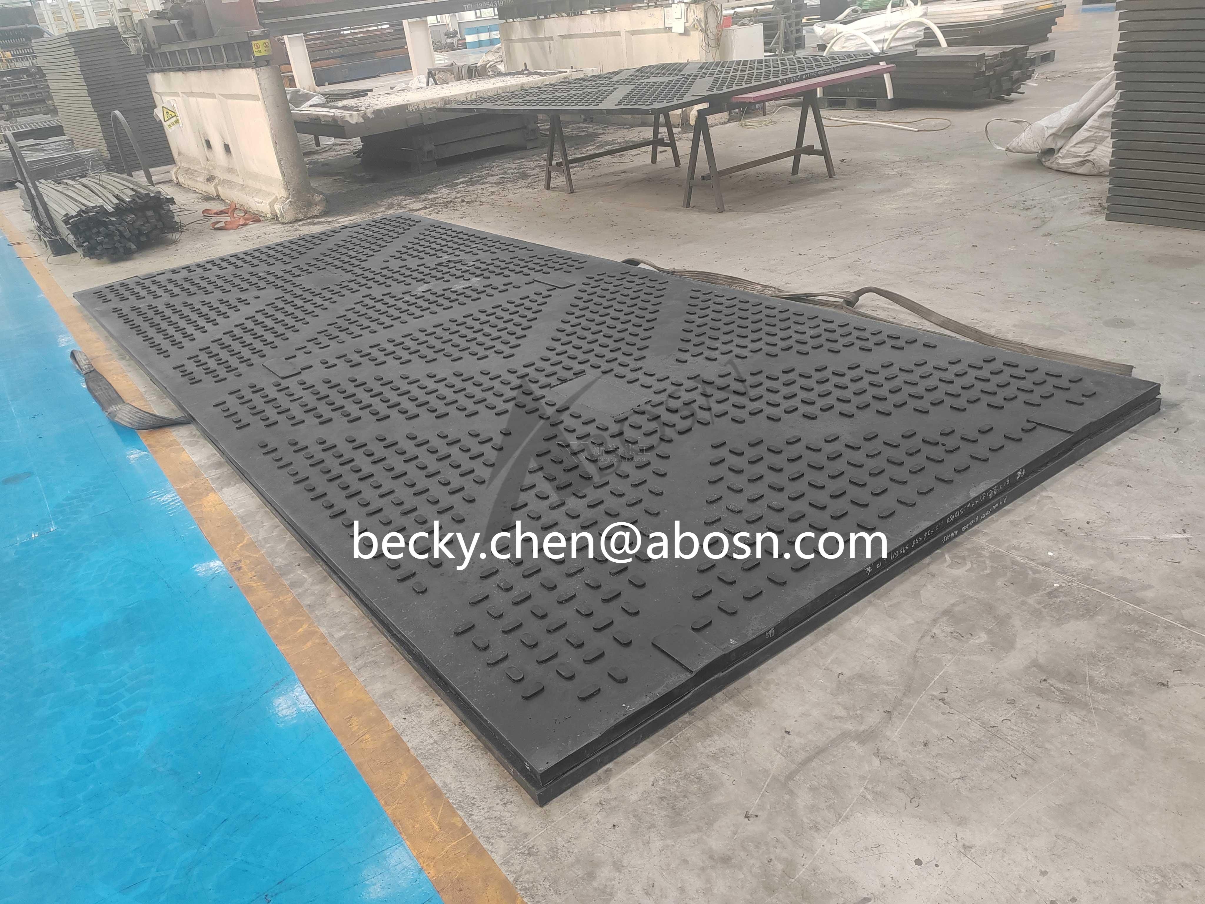 Heavy-Duty Ground Protection Mats for Oil