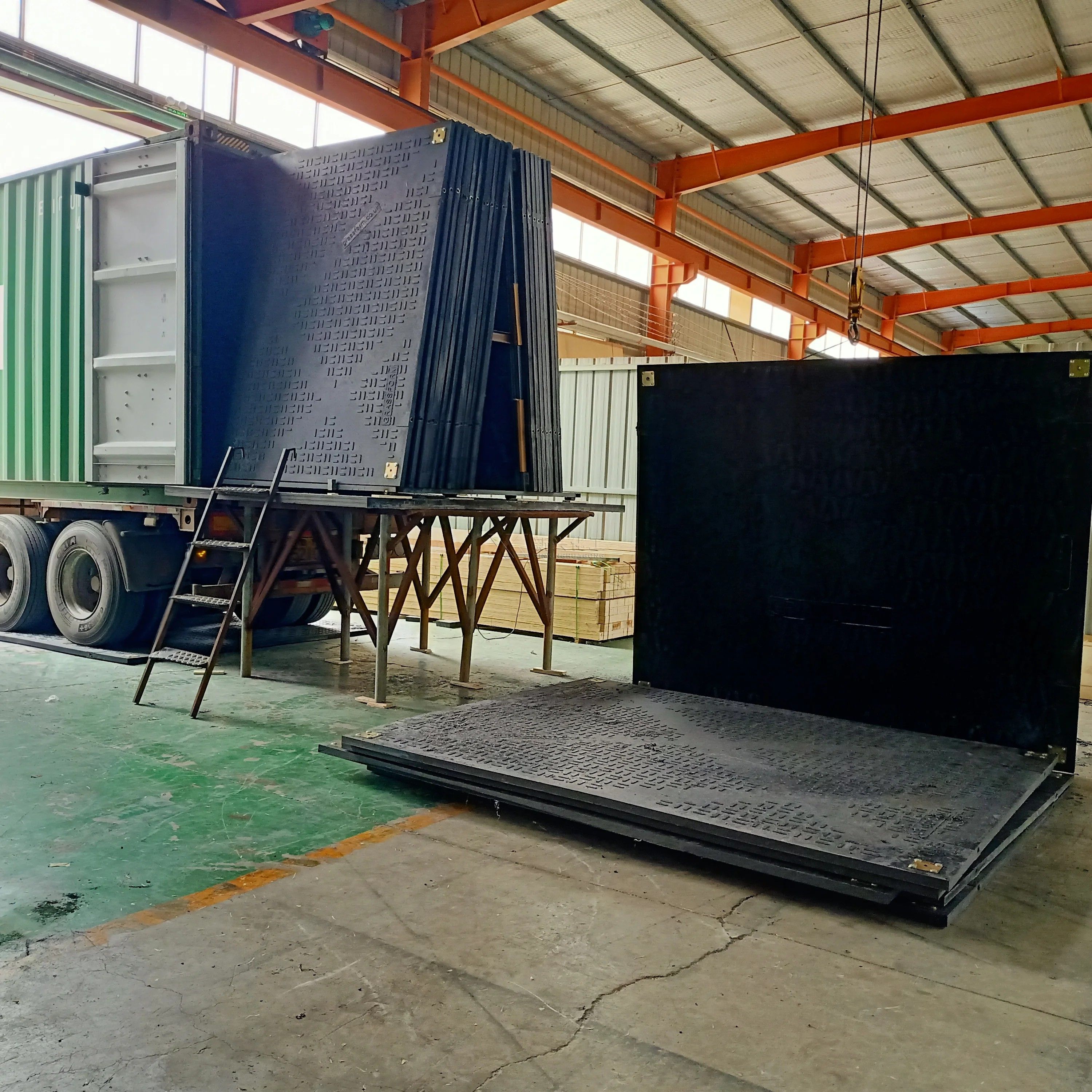 Heavy-Duty Ground Protection Mats for Oil